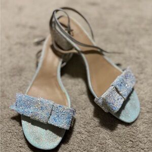 Glittery White Sandals with Bow